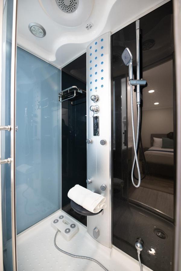 Omeo Suites Alhambra Eksteriør billede